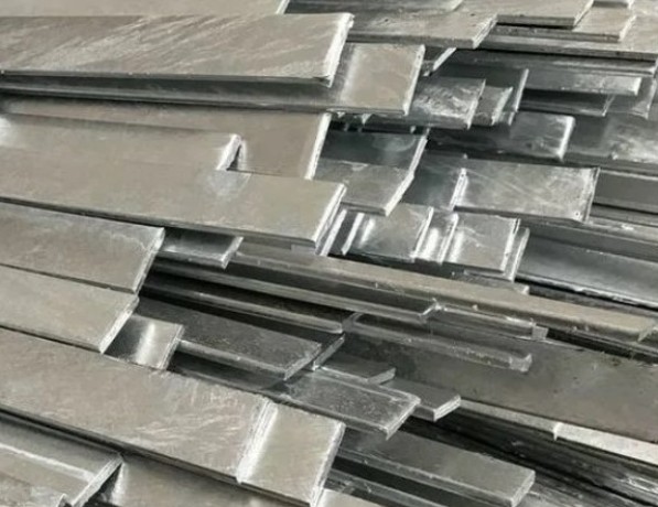 Полоса ванадиевая прессованная ВВ-8 0,65х320 мм ТУ 48-4-336-75 фото